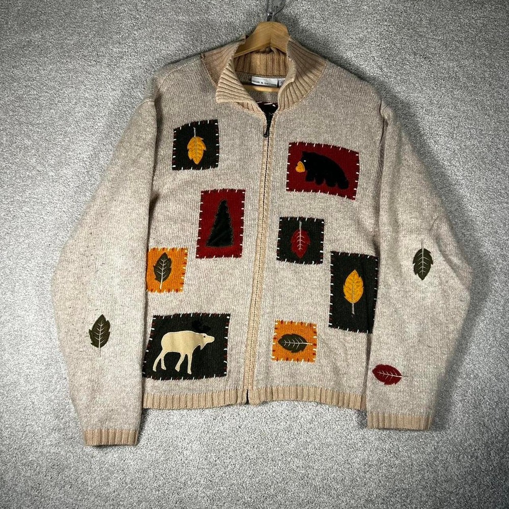 Vintage women's Fall themed knit patch cottage grandma cardigan sweater